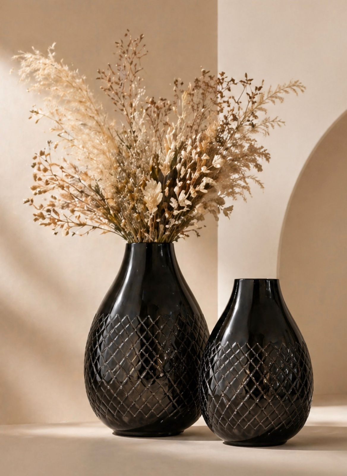Noir Diamond Vase