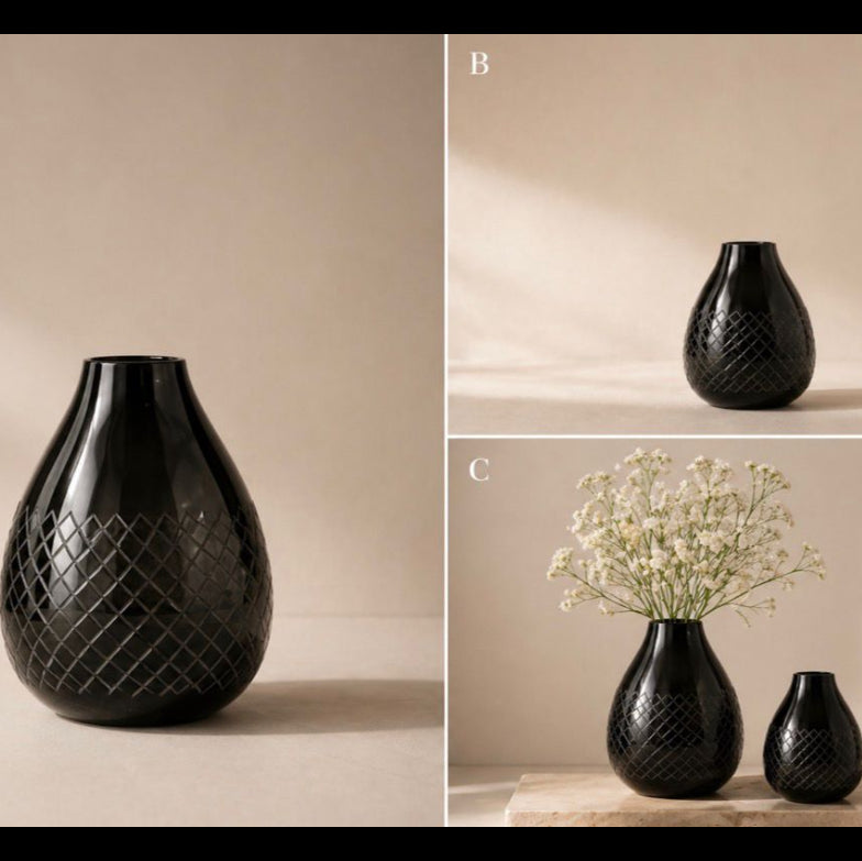 Noir Diamond Vase
