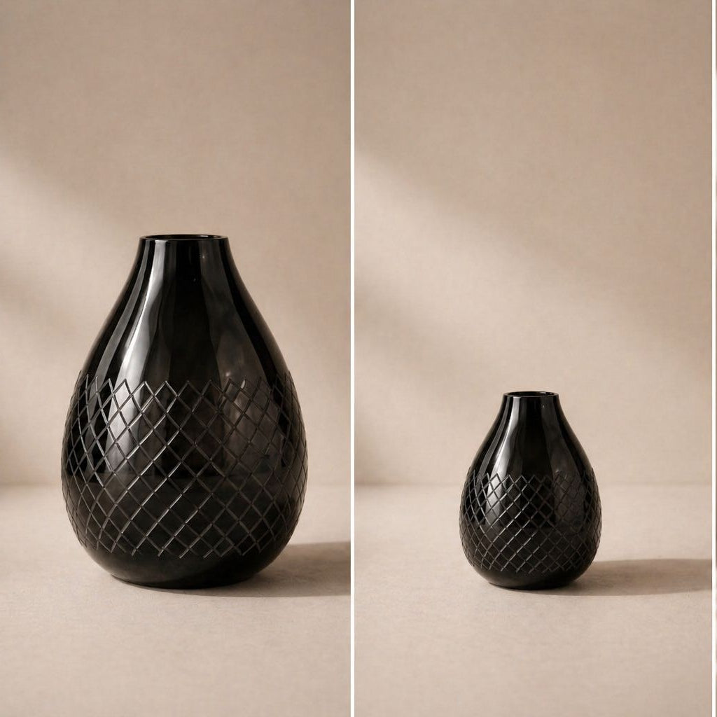 Noir Diamond Vase
